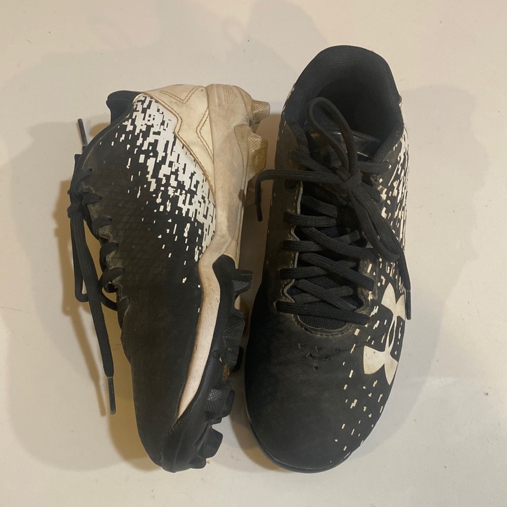 Girls Under Armour Softball Cleats